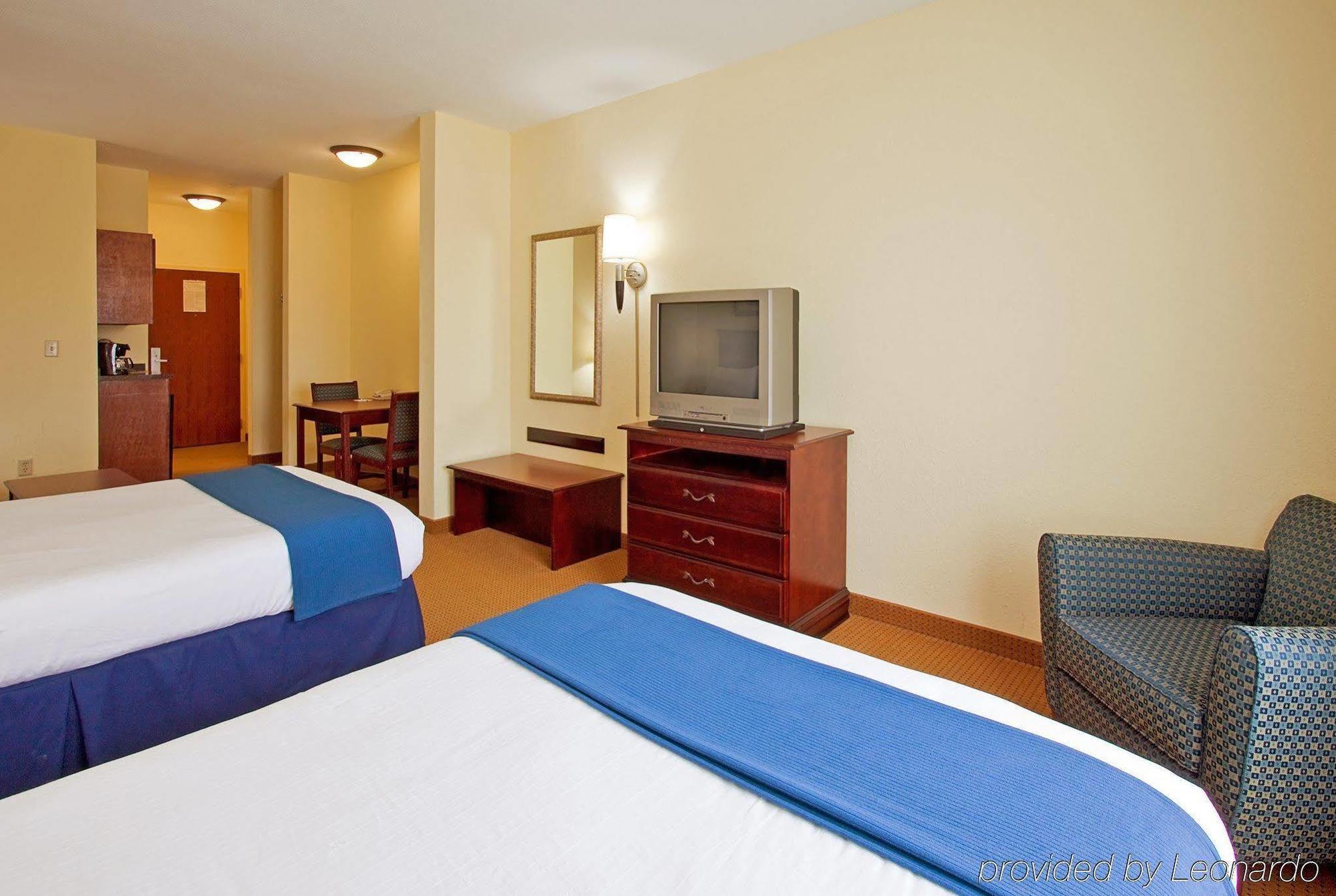 Holiday Inn Express Hotel & Suites Panama City-Tyndall Eksteriør bilde